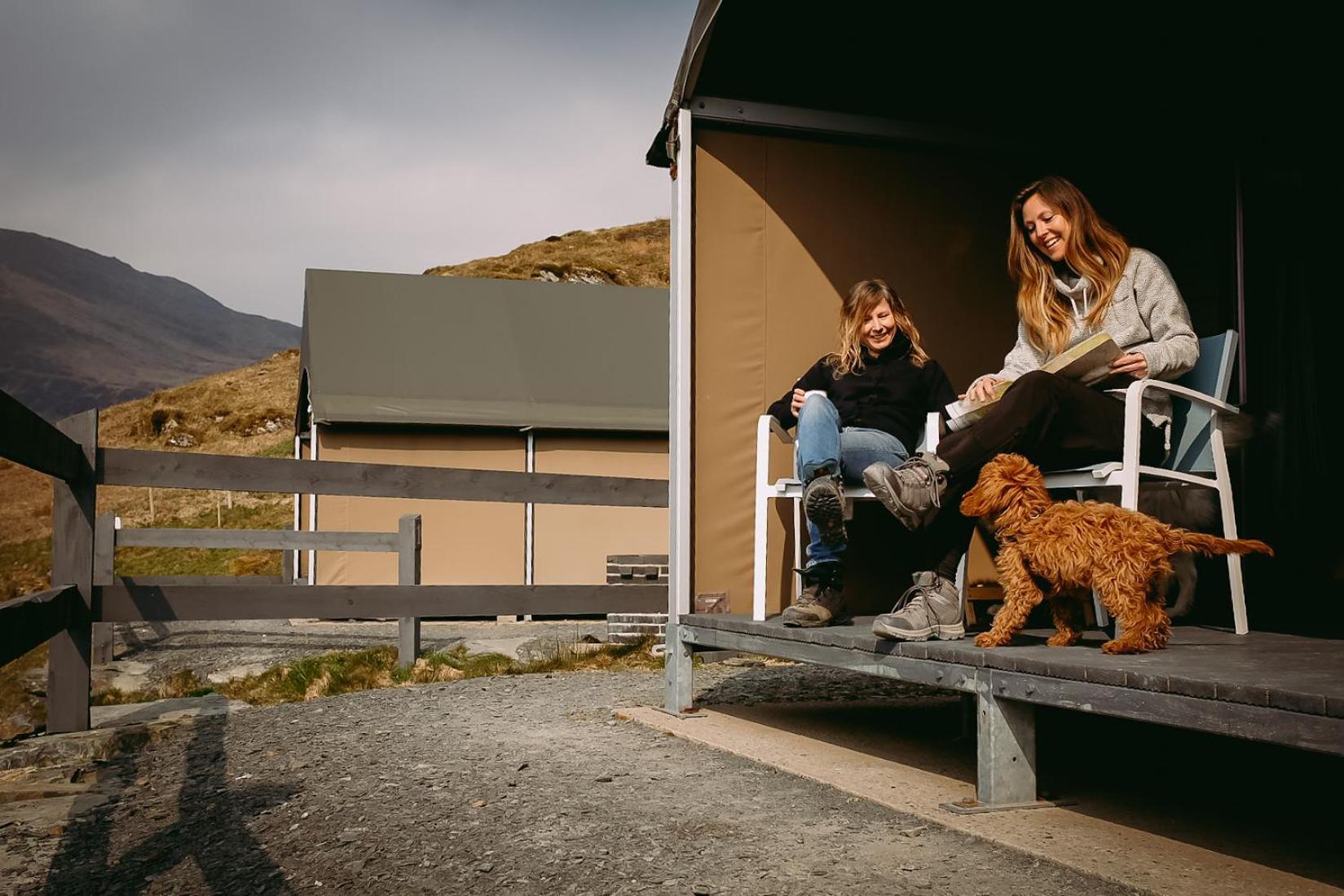 Hotel Llechwedd Glamping Blaenau Ffestiniog Exterior foto