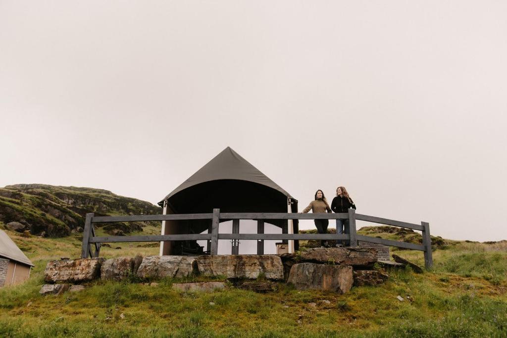 Hotel Llechwedd Glamping Blaenau Ffestiniog Exterior foto